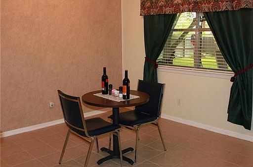 1st image of 1007 Braeswood Dr
