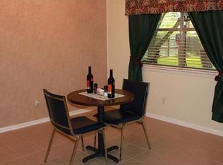 1007 Braeswood Dr, Bryan, TX 77803