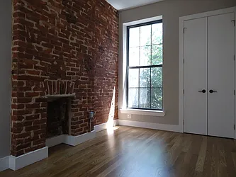 Rented by Next Door Realty NYC