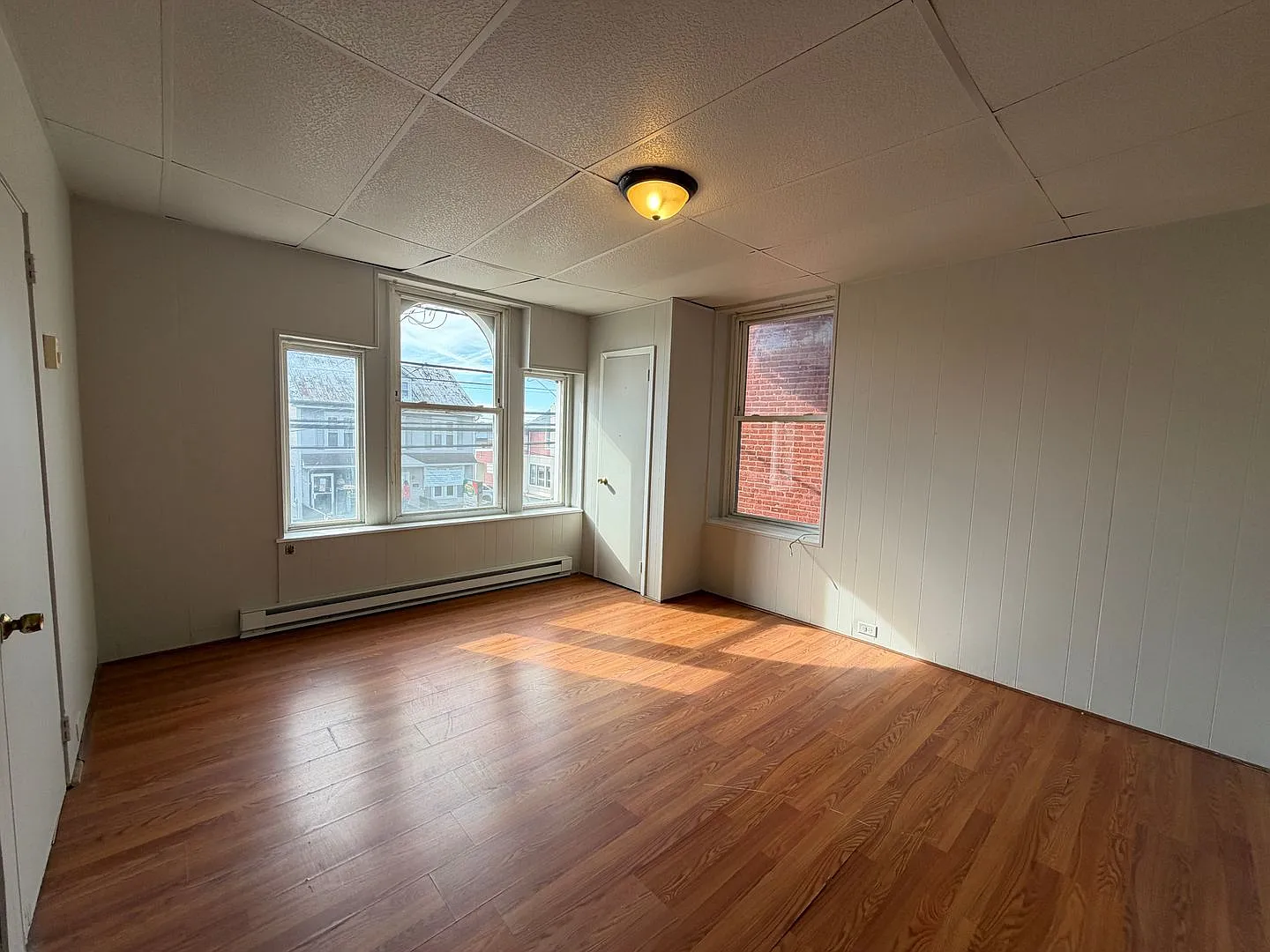 117 East Main Street — Photo 2