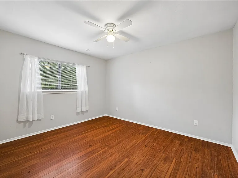 2 Goldthread Ct — Photo 19