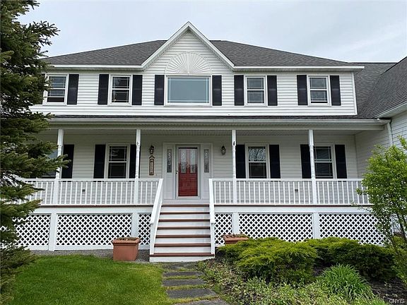 3rd image of 120 Benedict Manor Dr