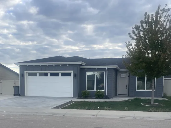 412 Red Rose St, Wilder, ID 83676