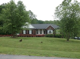 3016 Cedar Point Dr, Shelby, NC 28150