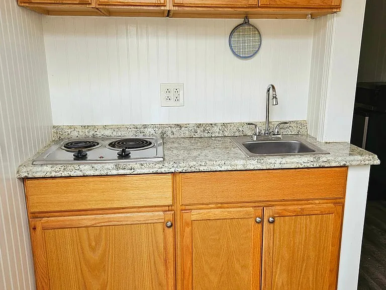 459 South Avenue — Photo 3