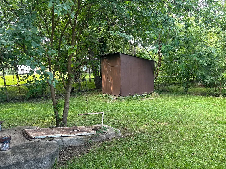 600 SW 9th St — Photo 10