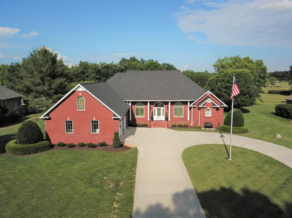 300 Willowbrook Dr, Manchester, TN 37355