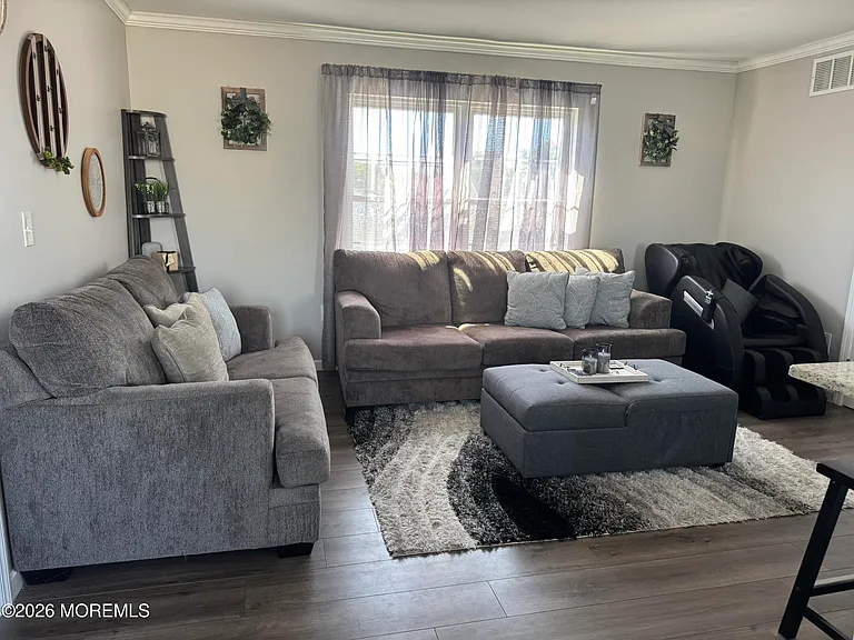 2 Campview Ave — Photo 1