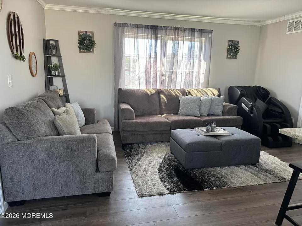 2 Campview Ave