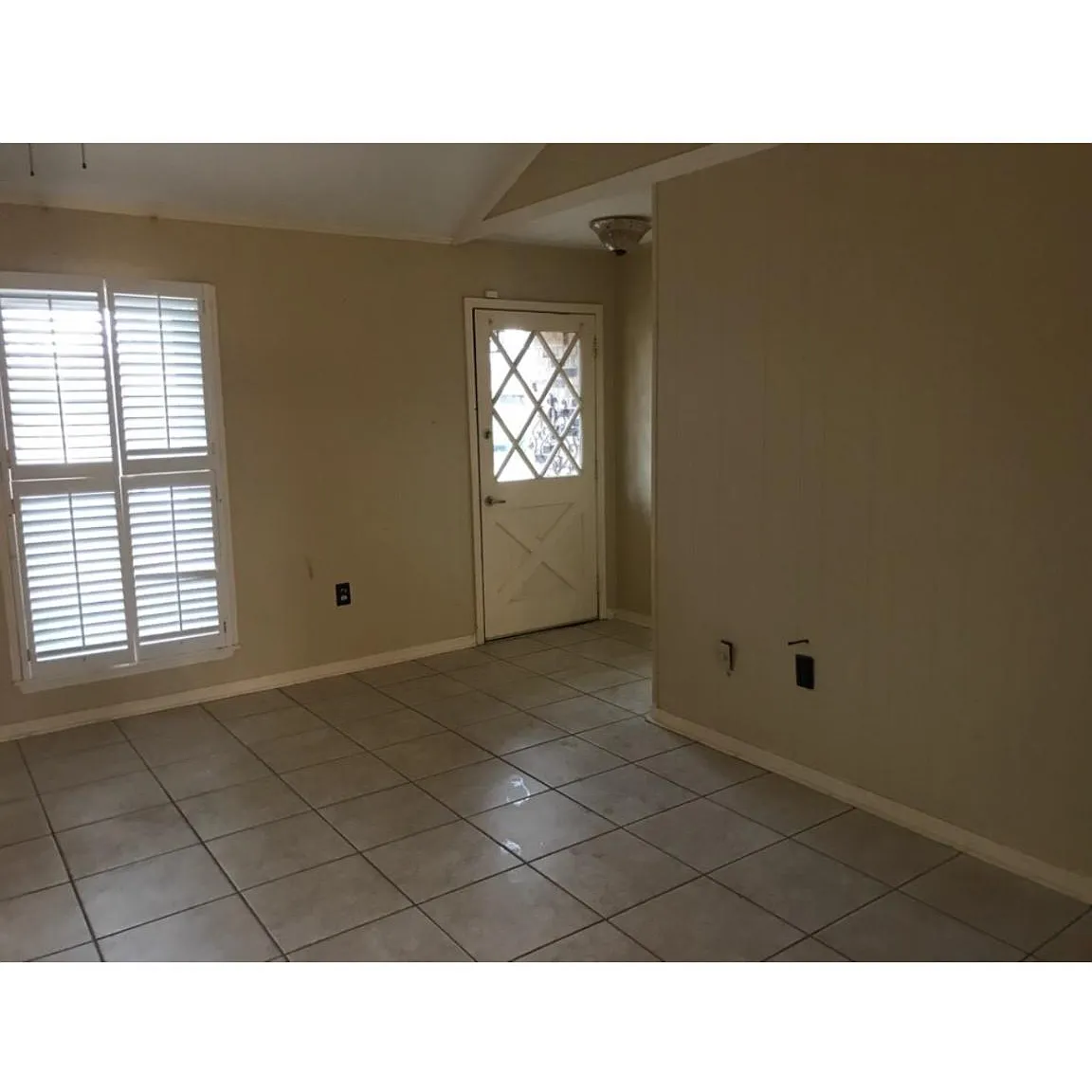 200 Pecan Creek Drive — Photo 2