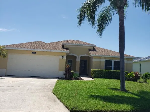 6204 Weymouth Dr, Sarasota, FL 34238