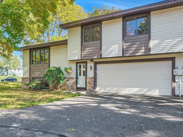 3715 Brookdale Cir N, Brooklyn Park, MN 55443