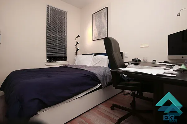 Rented by EXR | media 26