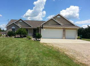 4889 S Grove Rd, Saint Johns, MI 48879