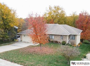 19716 Ewel Ct, Plattsmouth, NE 68048