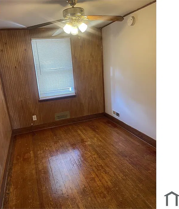 2 bed, 1.5 bath, 896 sqft, $1,475 — Photo 3