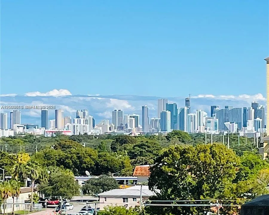 1805 Ponce De Leon Blvd #611