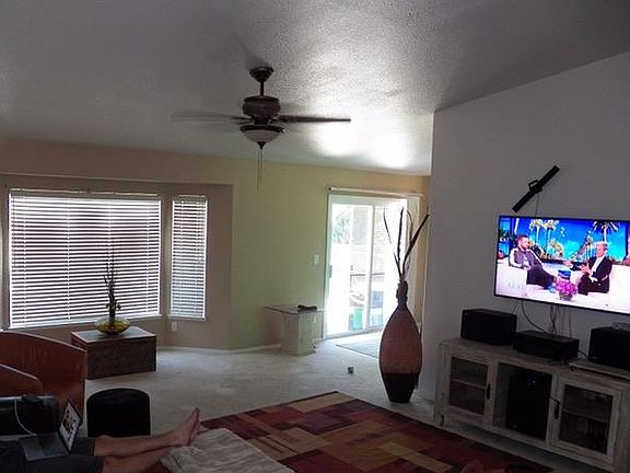 4th image of 1044 Turtledove Ct