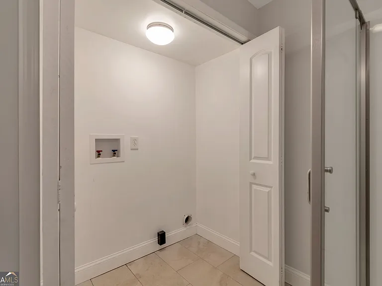 3102 Edgewater Dr — Photo 23