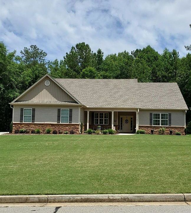 2nd image of 115 Ridgeview Dr