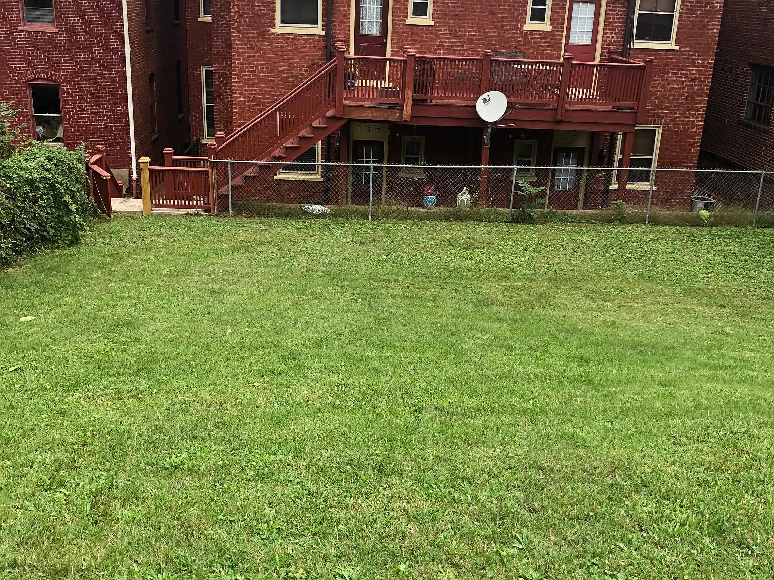 2 bed, 1300 sqft, $1,249 — Photo 3