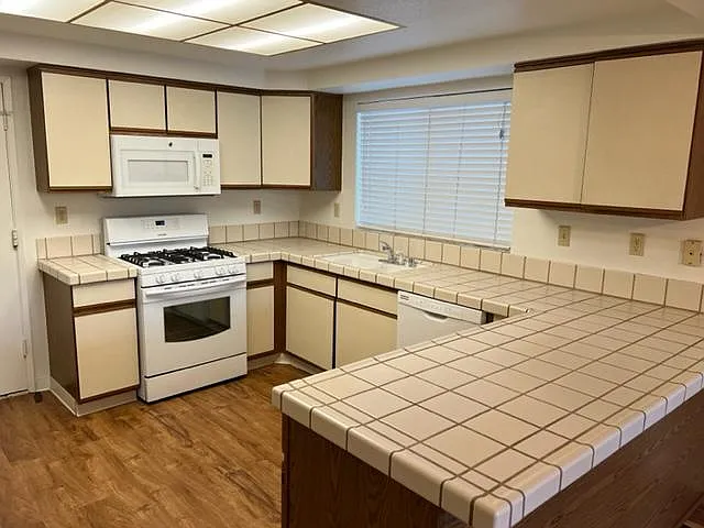 2714 Teton Lane — Photo 3