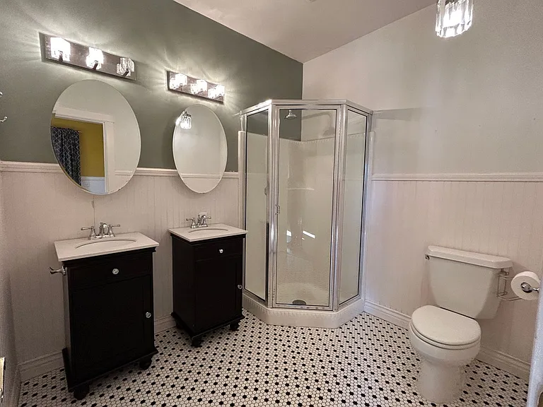 14 Grant St — Photo 18