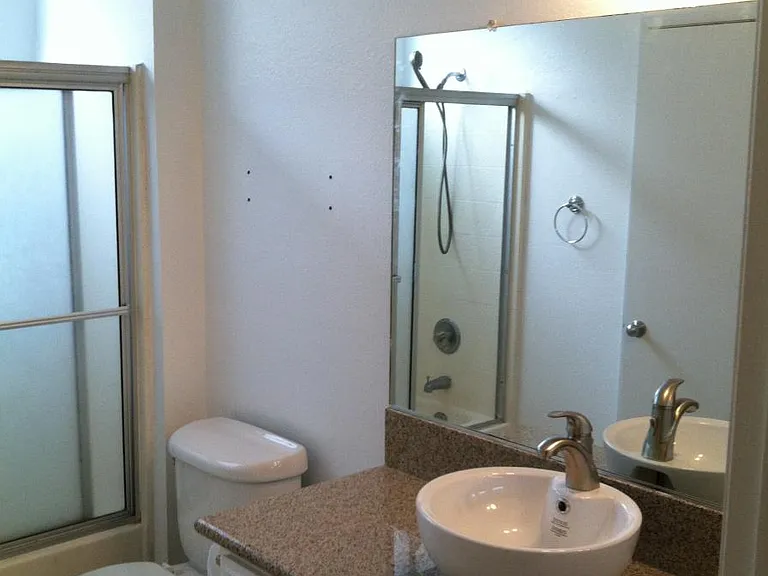 5320 Whitsett Ave #10 — Photo 23