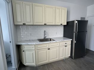20-77 Steinway St #3L, Astoria, NY 11105