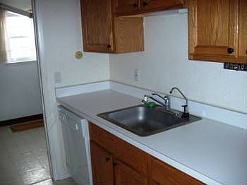 5th image of 190 Princeton Dr #1