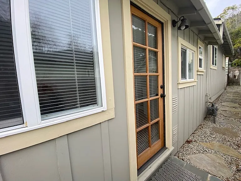 246 Locust St — Photo 1