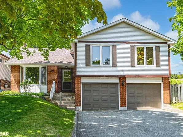 20 Shelley Ln, Barrie, ON L4N 4X8