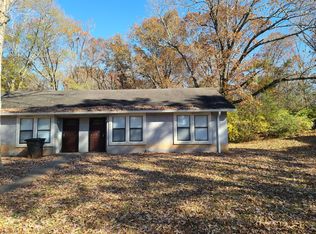 300 E Paces Dr, Athens, GA 30605