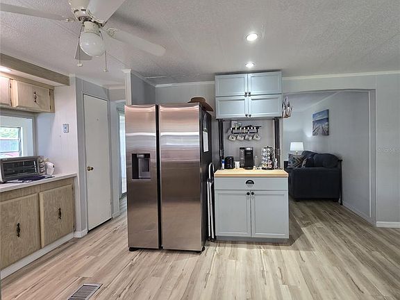 4th image of 2011 OAK GROVE DRIVE #39