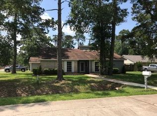 9742 Pinehurst St, Baytown, TX 77521