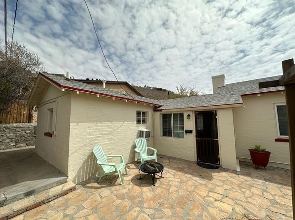 1205 Moore St