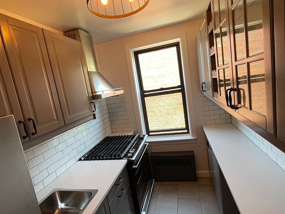 1st image of 4141 51st St APT 6H