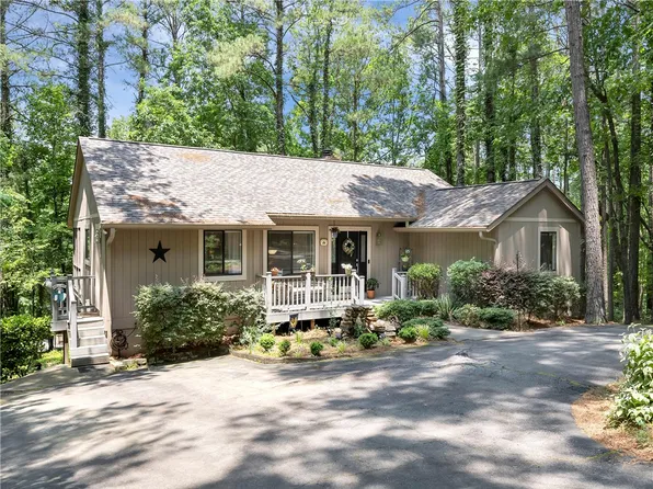 34 Marina View Cir, Salem, SC 29676