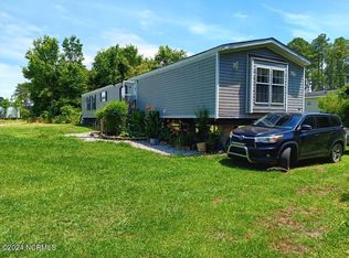 228 Hopkins Seafood Road, Belhaven, NC 27810