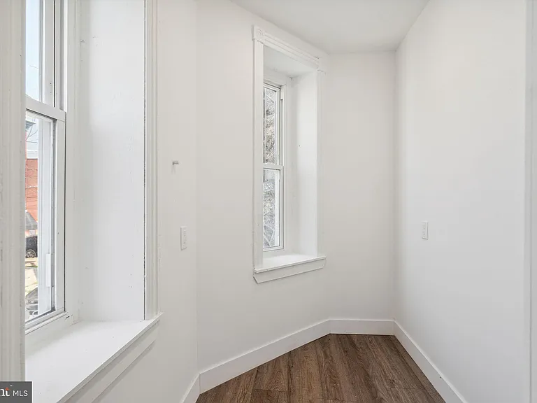 5164 Ridge Ave #2 — Photo 15
