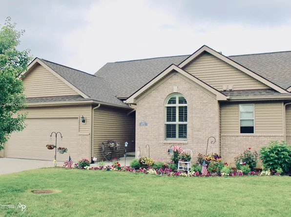 5365 Loon Ln, Burton, MI 48509