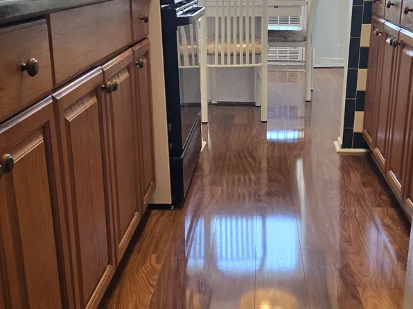 68-20 Selfridge Street image 19 of 23