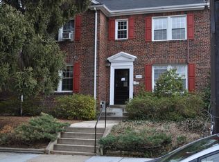 2443 40th St NW #3, Washington, DC 20007