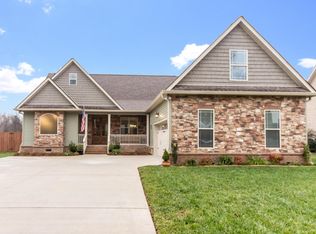 1558 Courtland Dr, Hixson, TN 37343