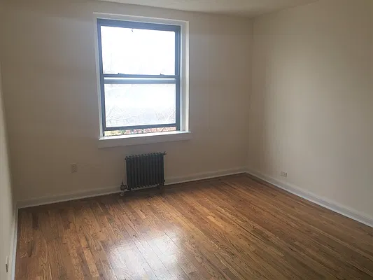 Rented by First Executive Realty Inc | media 3