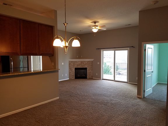 5th image of 6350 Coachlight Dr Unit 3302