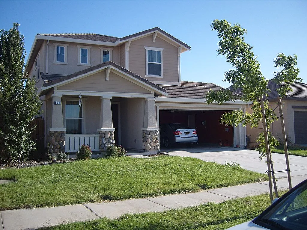 538 Barclay Way photo 1