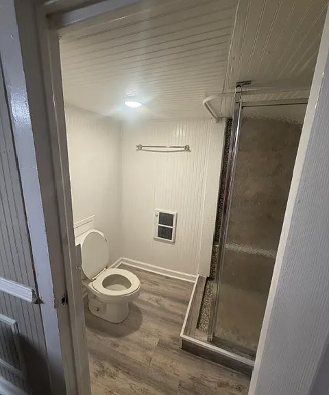 Downstairs full bath