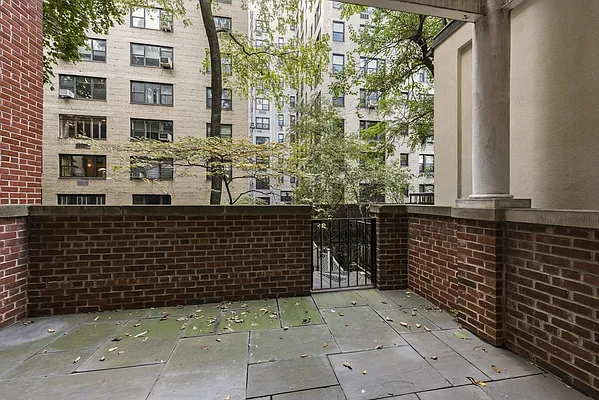 Sold by Nest Seekers International | media 7