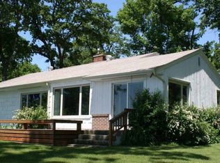 945 N Shore Dr, Detroit Lakes, MN 56501